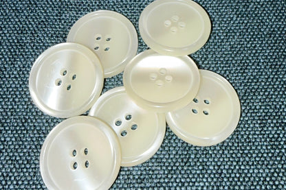 Button Ridges Cream Coat Button with Ridge 25mm (Set of 7) | Curated Buttons